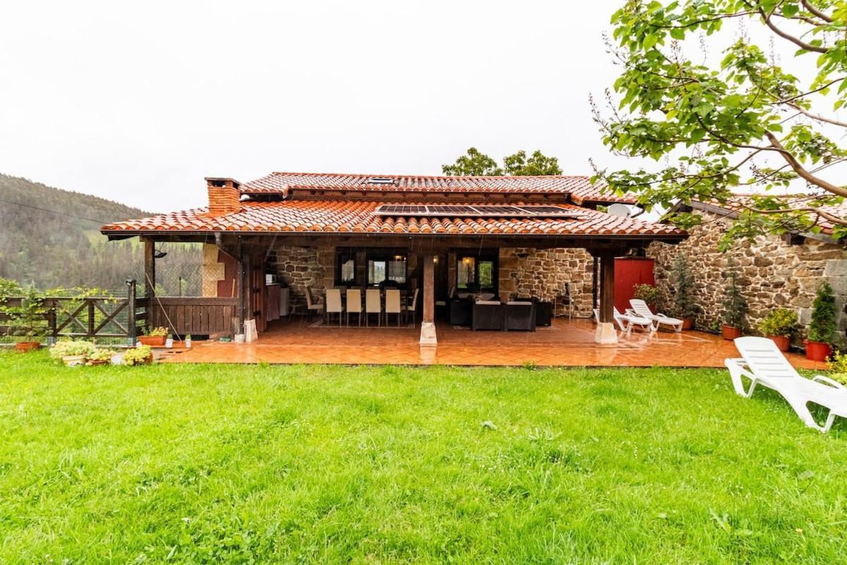 Casa De Pueblo Las Golondrinas De Luena San Miguel de Luena Bagian luar foto