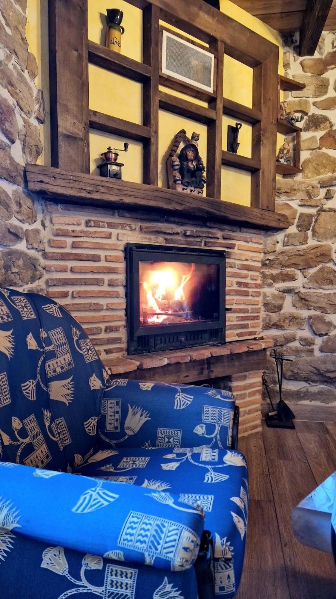 Casa De Pueblo Las Golondrinas De Luena San Miguel de Luena Bagian luar foto