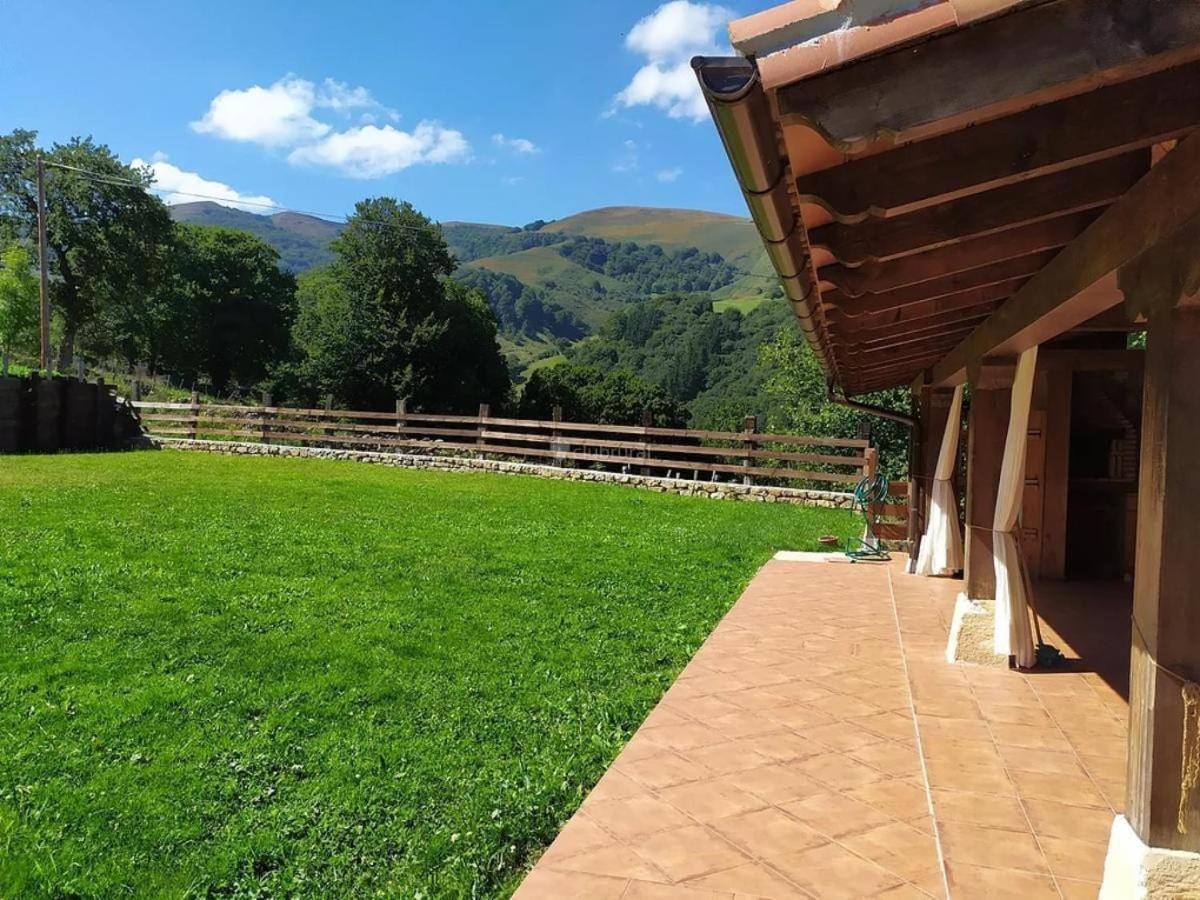 Casa De Pueblo Las Golondrinas De Luena San Miguel de Luena Bagian luar foto